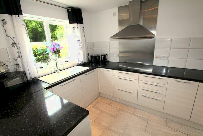 3 Bedroom Terraced House For Sale In Mayles Corner, Knowle, PO17