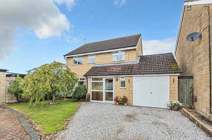4 Bedroom Detached House To Rent In Cirencester, Gloucestershire, GL7