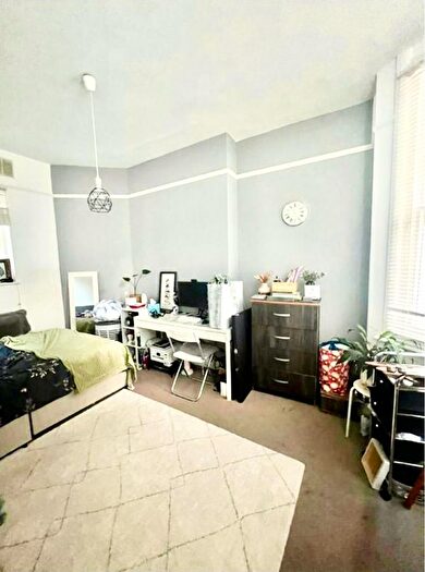 5 Bedroom Semi-Detached House To Rent In Copleston Road, London, SE15