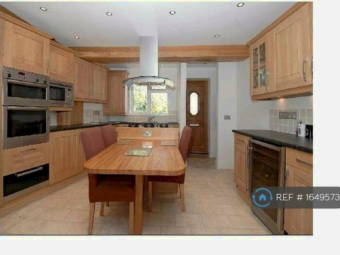 2 Bedroom Semi-Detached House To Rent In Hunsdon Road, Oxford, OX4