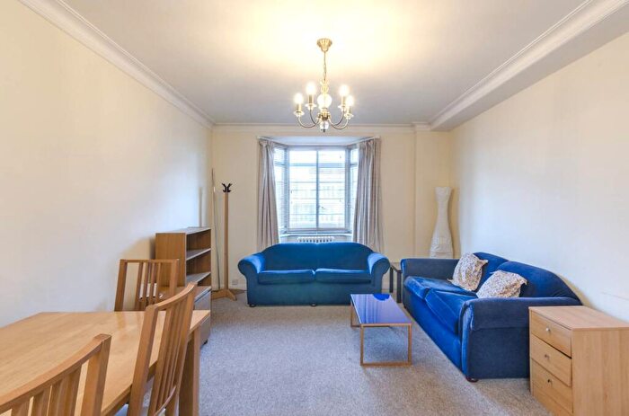 3 Bedroom Flat To Rent In St Johns Court, South Hampstead, London, NW3