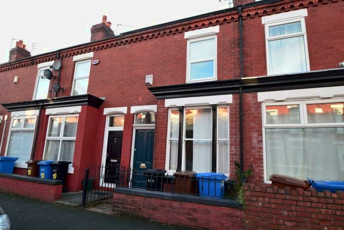 2 Bedroom House To Rent In Adelaide Road, Edgely, Stockport, SK3