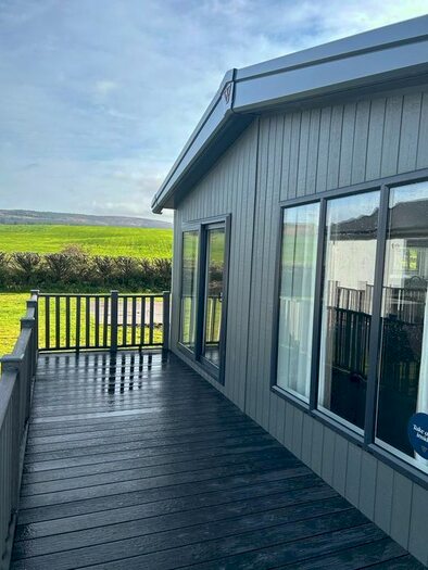 2 Bedroom Lodge For Sale In Kirkgunzeon, Dumfries, DG2