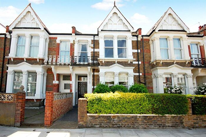 4 Bedroom Terraced House To Rent In Kempe Road, Queens Park, London, NW6