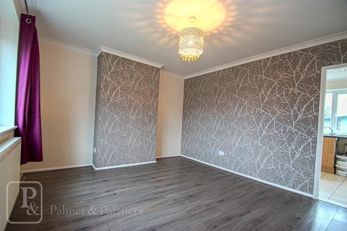 3 Bedroom Terraced House To Rent In De Burgh Road, Colchester, Essex, CO3