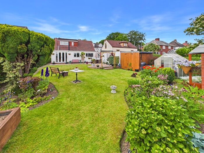 3 Bedroom Detached Bungalow For Sale In Handley Road, New Whittington, Chesterfield, Derbyshire, S43