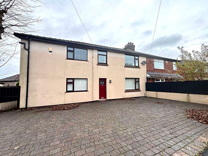 4 Bedroom Semi Detached House For Sale In Bull Hill Crescent, Radcliffe, M26