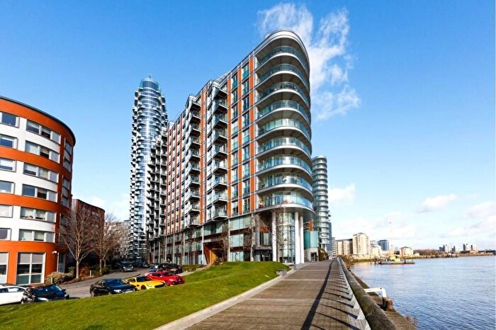 1 Bedroom Flat To Rent In New Providence Wharf, Fairmount Avenue, Blackwall, Canary Wharf, London, E14