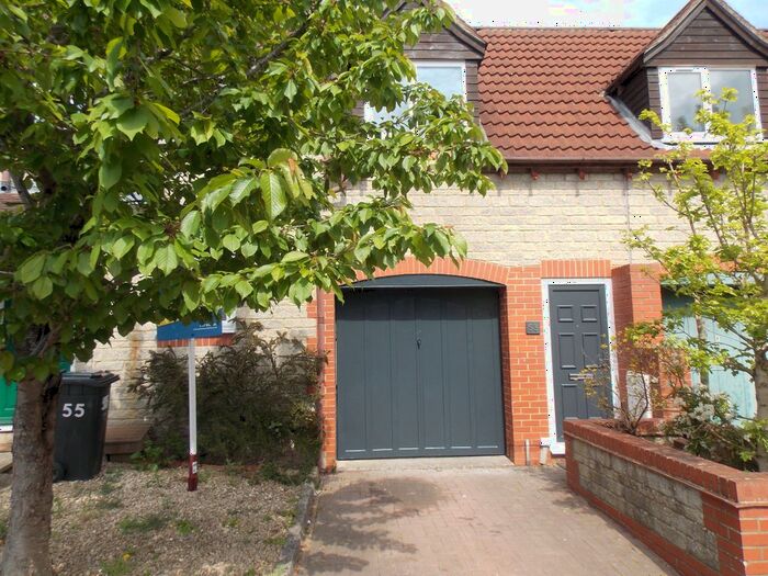 1 Bedroom Flat To Rent In Muirfield, Warmley, Bristol, BS30