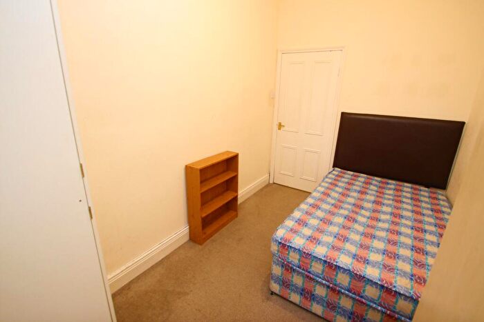 2 Bedroom Apartment To Rent In Ashleigh Grove, Jesmond, NE2
