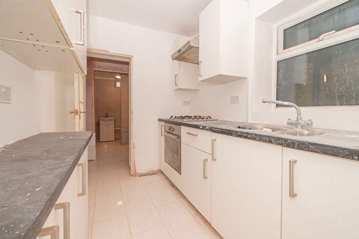 1 Bedroom Flat For Sale In Marlborough Road, Ramsgate, CT11