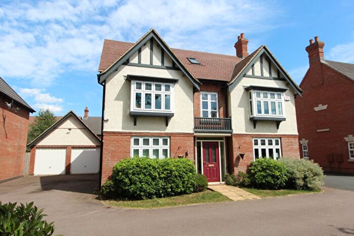 5 Bedroom Detached House For Sale In Gloster Road, Lutterworth, LE17