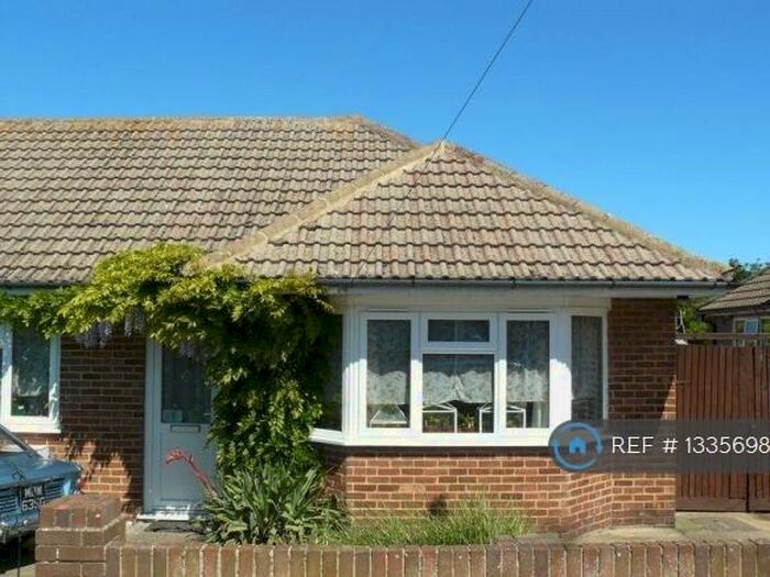 2 Bedroom Bungalow To Rent In Sandwood Road, Ramsgate, CT11