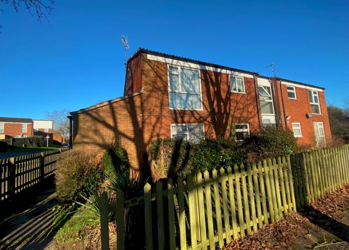 1 Bedroom Flat To Rent In Skipton Close, SG1