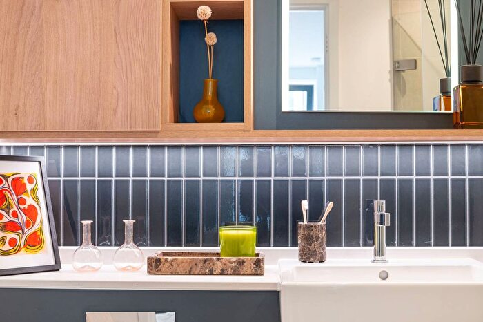 1 Bedroom Flat To Rent In The Maple, Brent Cross, London, NW2