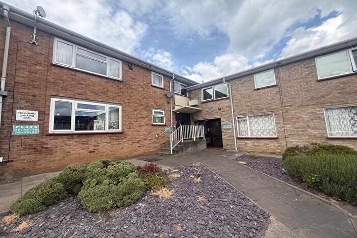 1 Bedroom Flat For Sale In Valentines Court, Lancaster Way, Braintree, CM7