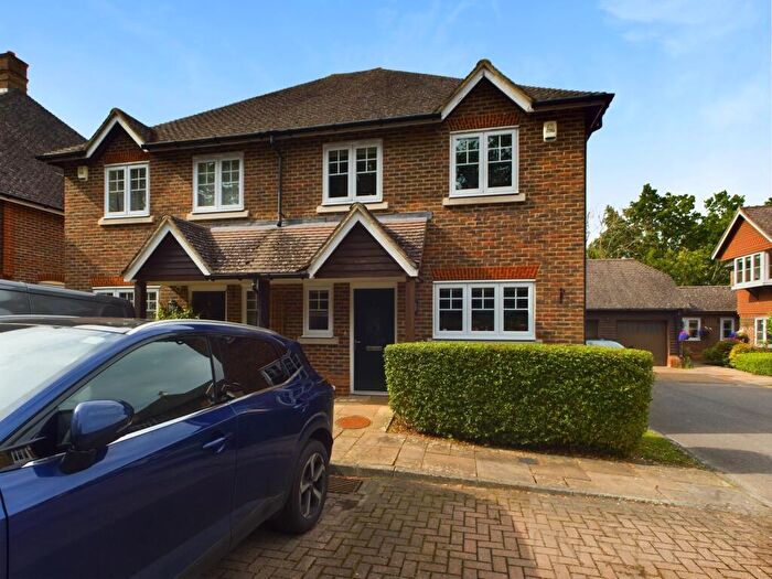 3 Bedroom Property To Rent In Crown Wood, Forest Row, RH18