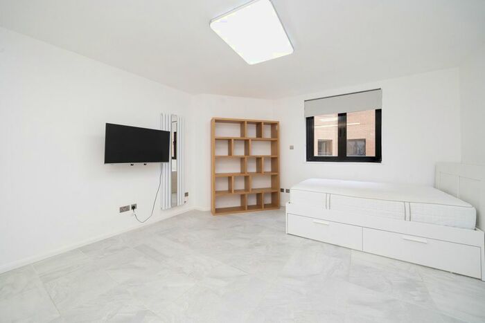 Studio To Rent In Cromwell Road, London, SW7