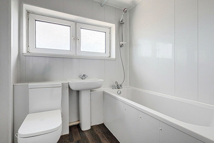 2 Bedroom Terraced House For Sale In Boytons, Basildon, SS15