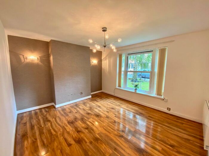 1 Bedroom Flat To Rent In Rosemary Court, York, YO1