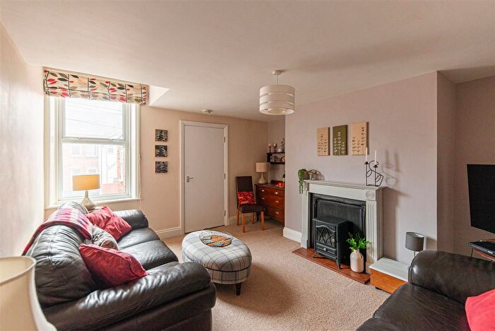 3 Bedroom Maisonette To Rent In Trewhitt Road, Heaton, Newcastle Upon Tyne, NE6