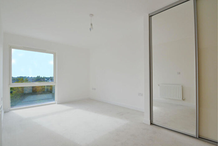 2 Bedroom Apartment To Rent In Ringers Road, Bromley, BR1