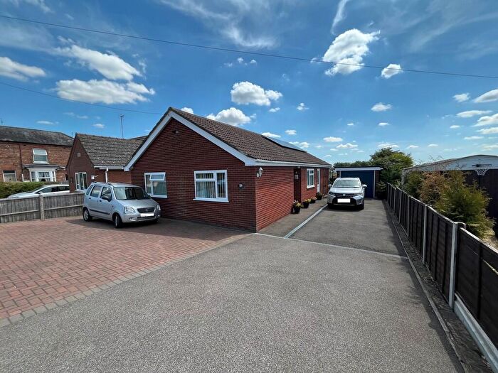 3 Bedroom Detached Bungalow For Sale In Bourne Road, Spalding, PE11