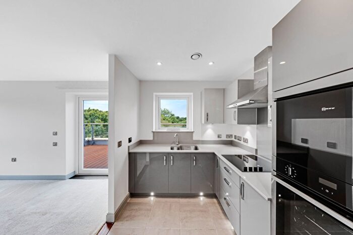 1 Bedroom Flat To Rent In Station Parade, Virginia Water, GU25