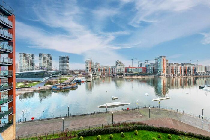 2 Bedroom Flat To Rent In Western Beach, Royal Victoria Dock, E16