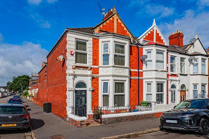 3 Bedroom End Of Terrace House For Sale In Grange Gardens, Cardiff, CF11