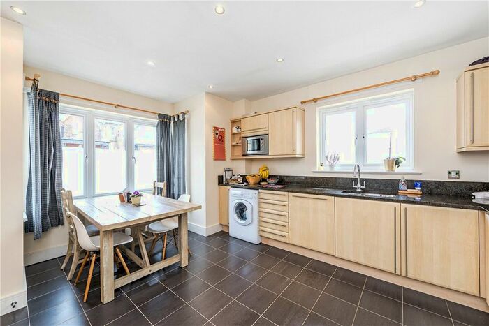 2 Bedroom Maisonette To Rent In Pavilion Square, London, SW17