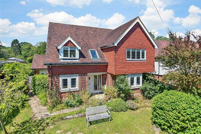 4 Bedroom Detached House For Sale In Maidstone Road, Horsmonden, Kent, TN12