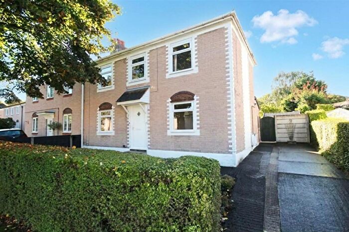 3 Bedroom Semi Detached House For Sale In Heath Road, Weaverham, CW8