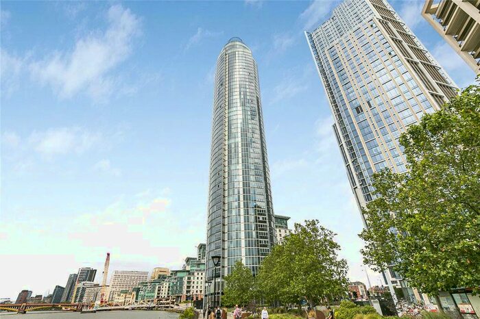 2 Bedroom Flat To Rent In The Tower, One St George Wharf, Wandsworth Road, Vauxhall, SW8