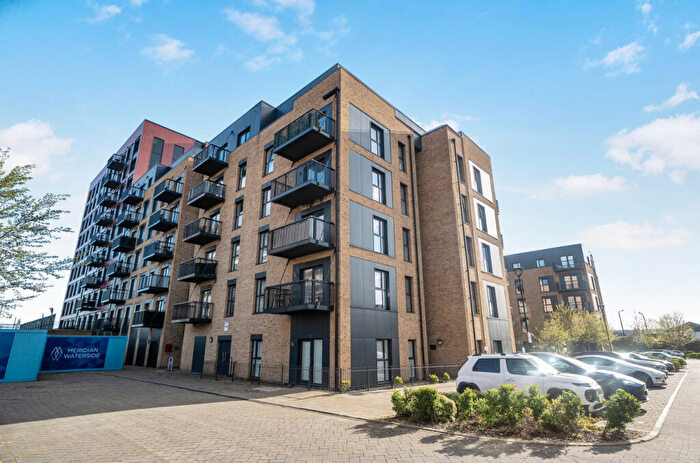 1 Bedroom Flat For Sale In Meridian Way, Southampton, Hampshire, SO14