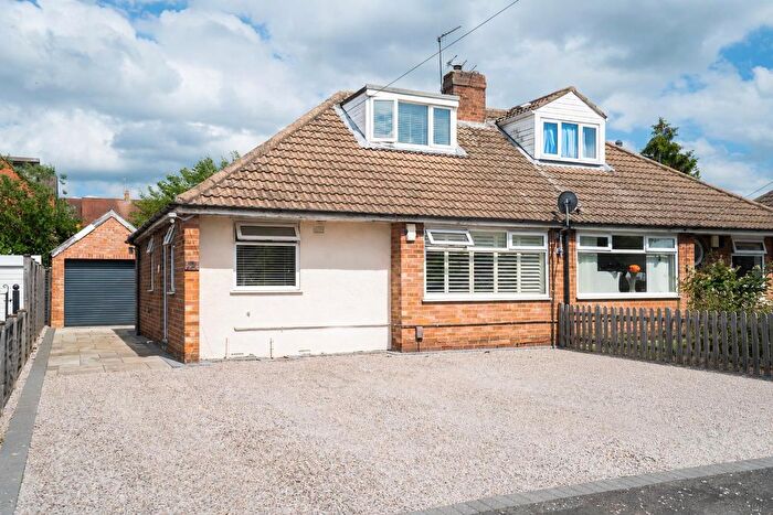 3 Bedroom Semi Detached Bungalow For Sale In Rawcliffe Close, York, YO30
