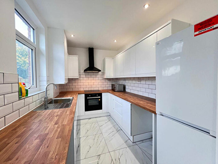 4 Bedroom End Of Terrace House To Rent In Ponteland Road, Newcastle Upon Tyne, NE5