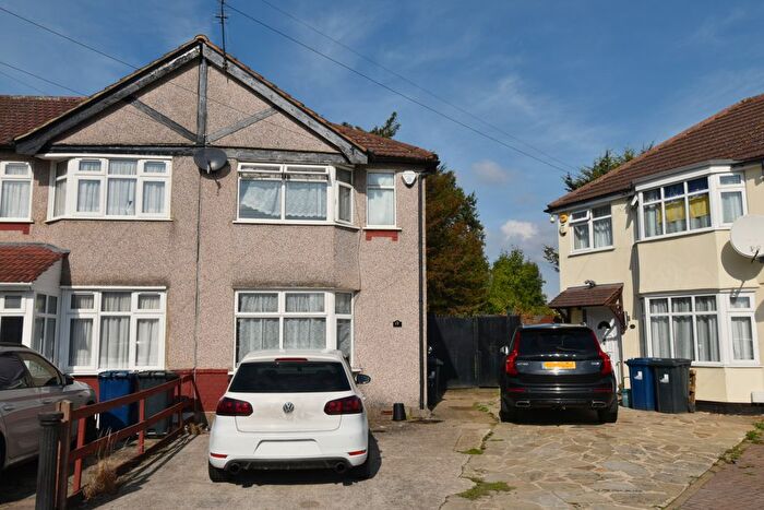 2 Bedroom Semi-Detached House To Rent In Northolt, UB5