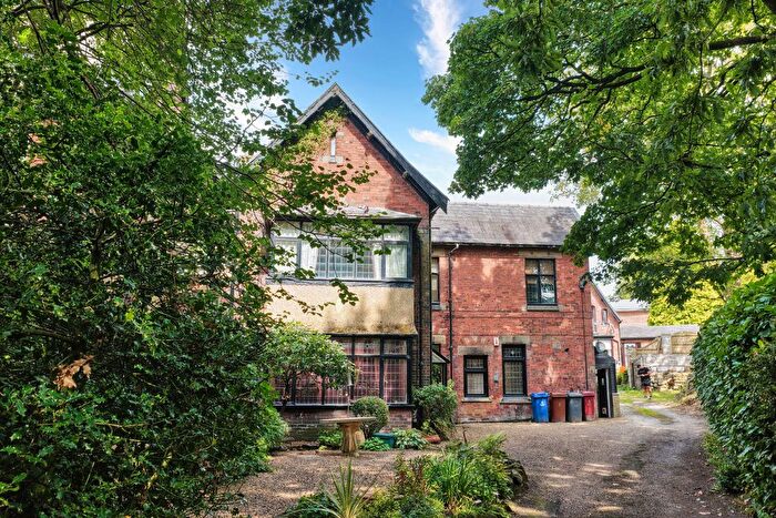 2 Bedroom Flat For Sale In Lilford Road, Blackburn, BB1