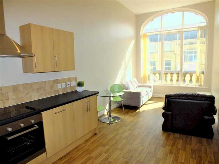 1 Bedroom Flat To Rent In Bank House, Queen Street, Leeds, LS27