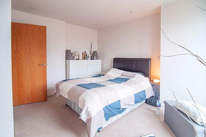 1 Bedroom Flat To Rent In Broad Quay, Bristol, BS1