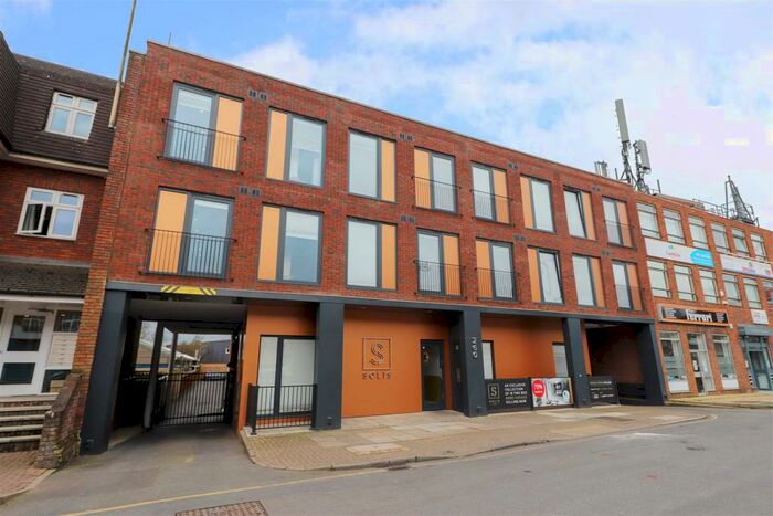 1 Bedroom Flat To Rent In Field End Road, Eastcote, HA4