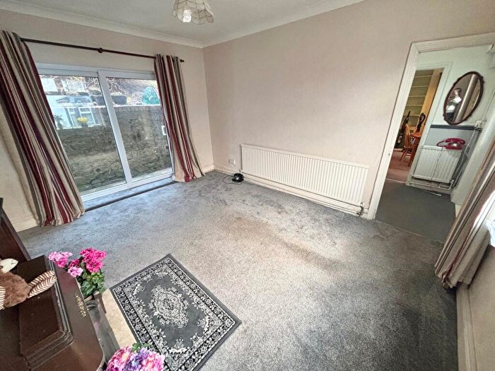 3 Bedroom Semi-Detached House For Sale In North Road, Abersychan, Pontypool, NP4