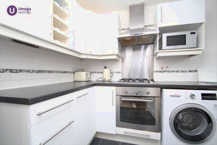 2 Bedroom Mews To Rent In East Preston Street Lane, Newington, Edinburgh, EH8