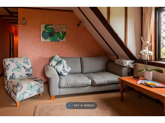 2 Bedroom Flat To Rent In Demelza, Bodmin, PL30