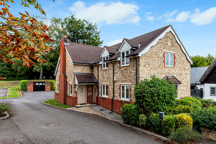 1 Bedroom Flat To Rent In Kennington Road, Kennington, OX1