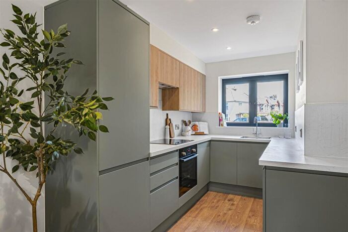 3 Bedroom House To Rent In Etherton Place, Alfriston Road, Seaford, BN25