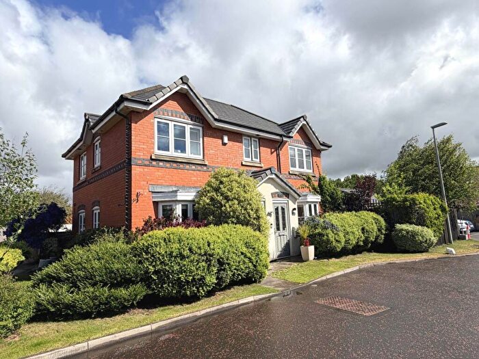 3 Bedroom Detached House For Sale In Bramley Close, Blackpool, FY4