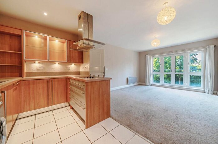 2 Bedroom Apartment To Rent In Napier Road, Reading, RG1