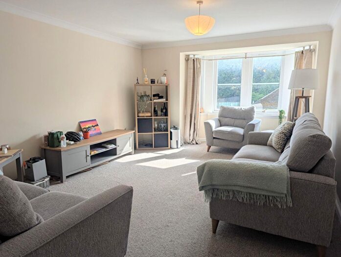 2 Bedroom Flat To Rent In Albury Gardens, Ferryhill, Aberdeen, AB11